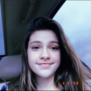 Meet your Posher, Maddie